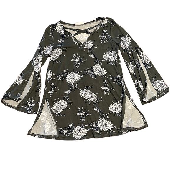 Ces Femme Gray Floral Tunic Top Crisscross Front Size XS Stretch Bohemian - Picture 7 of 9